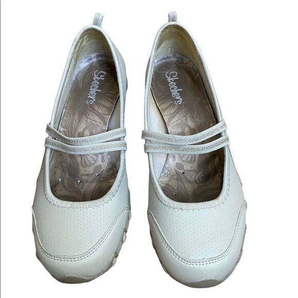 Skechers Active Slip on Flats Shoes Womens Size 7 Beige Tan 22030 AD2296 - Picture 1 of 9